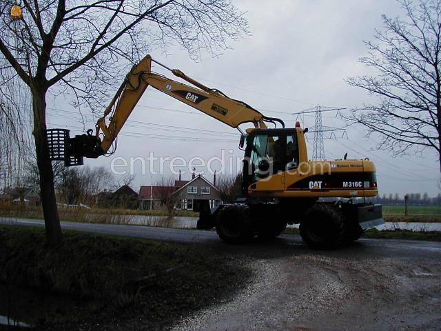 CAT M316C