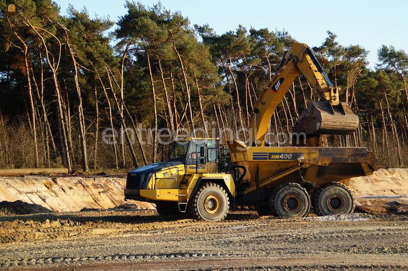 Komatsu HM 400