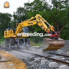 Komatsu PW148-8 Rail Omgeving Sittard