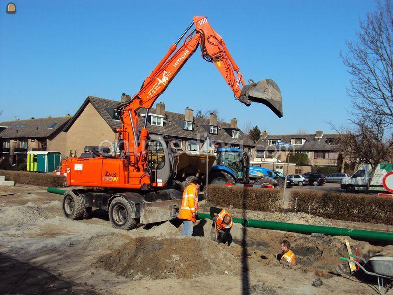 Hitachi ZX130