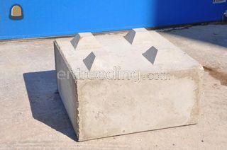 Betonblok 80x80x40 - 4 no... Omgeving Utrecht