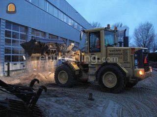 VOLVO+schudbak+overdruk Omgeving Zaanstreek