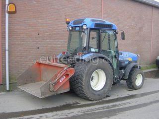 Smalspoortrekker met sche... Omgeving Alphen a/d Rijn