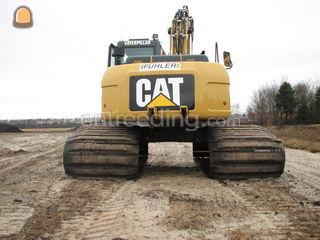 CAT 312 Brede rups Omgeving Emmen