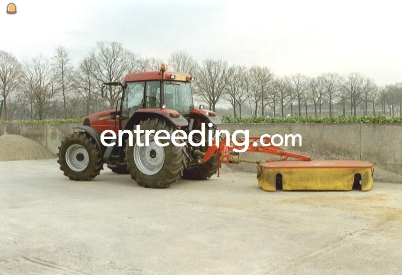 Case MX 100 met schijvenmaaier