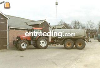 Case MX135 met waterwagen Omgeving Eindhoven