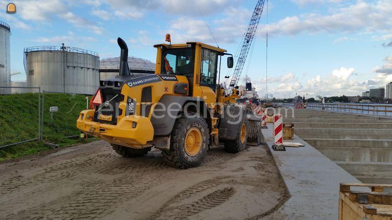 Volvo L90G