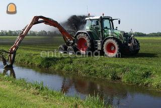 Fendt 820 met BMS baggerp... Omgeving Kamerik