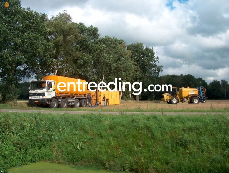 Terberg 8x8 met Mesttank