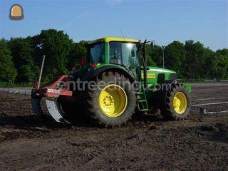 Tractor + Woelpoot Omgeving Tiel