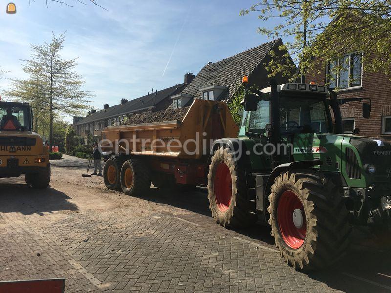 Fendt 818 + Veenhuis Haakarm