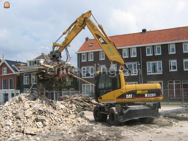 Cat M-320 C