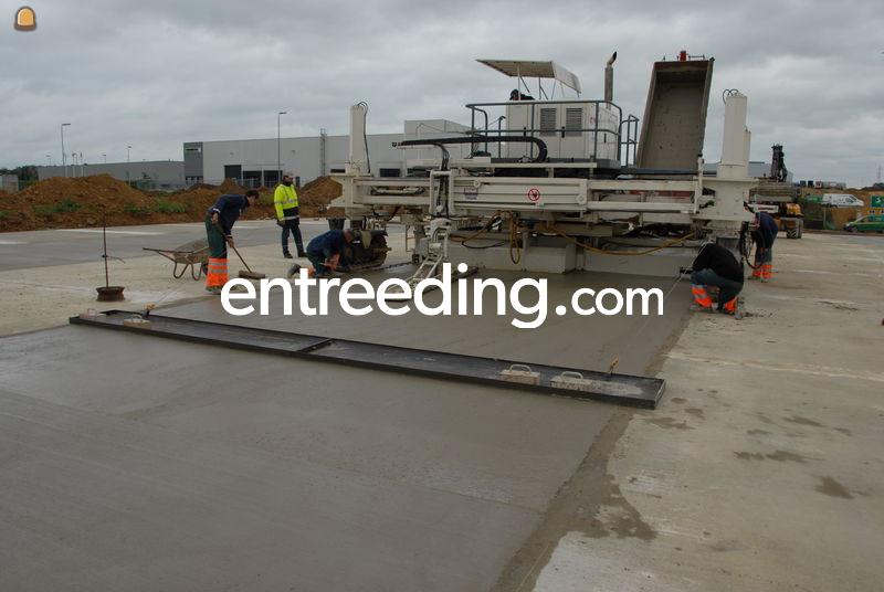 Beton glijbekistingsmachine