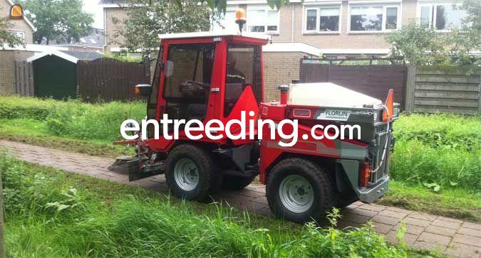 Heetwateronkruidbestrijdingsmachine