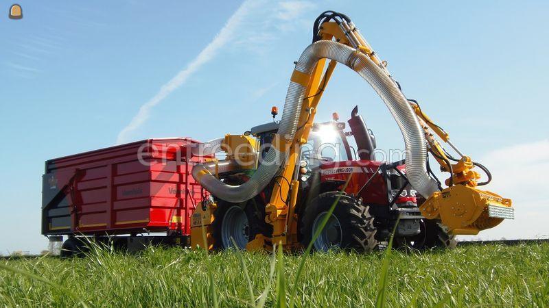 MF 7718 met Herder en Veenhuis