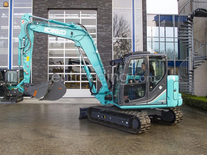 Kobelco SK85SR