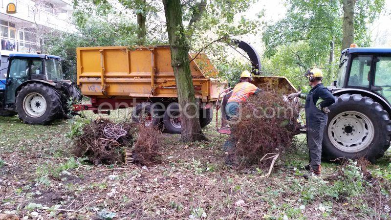 Compact tractor met TS snipperaar